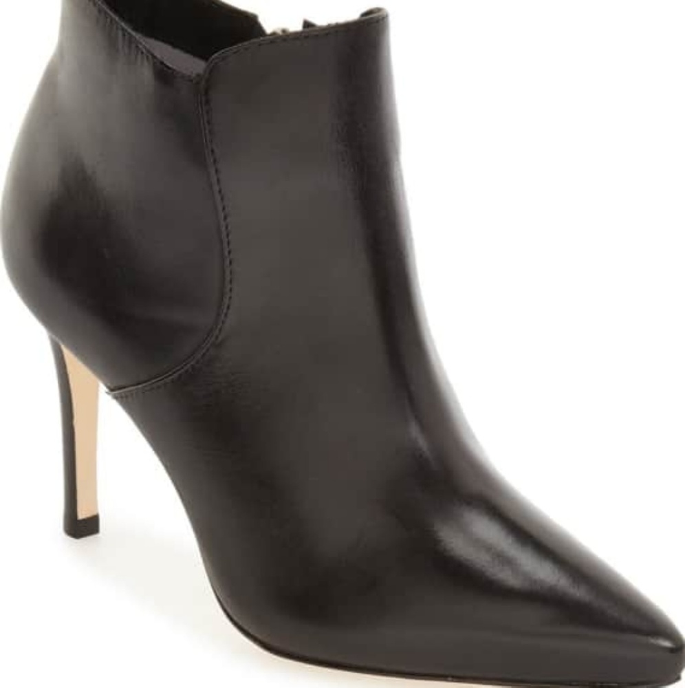 Johnston & Murphy 'Valerie' Pointy Toe Bootie